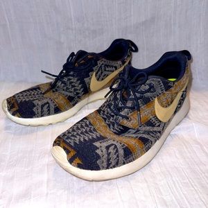 Customized Nike Pendleton Roshes